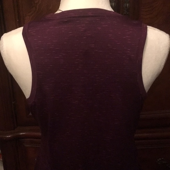 Women’s Reebok Tank - Picture 5 of 6